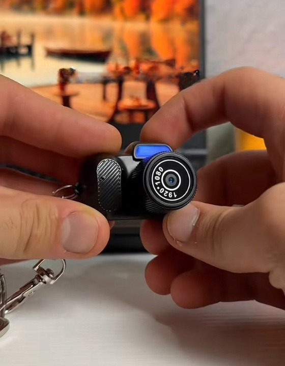 PIXSTALGIC - World's smallest HD camera